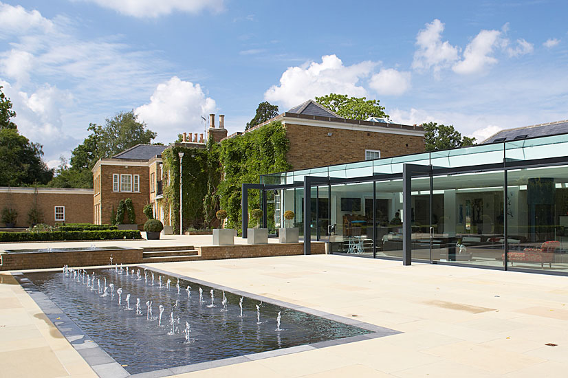 Fine Country House - Buckinghamshire